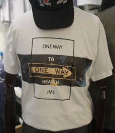 市场上装-T恤-（实拍）时尚男装T恤