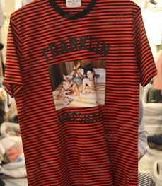 市场上装-T恤-（实拍）时尚男装T恤