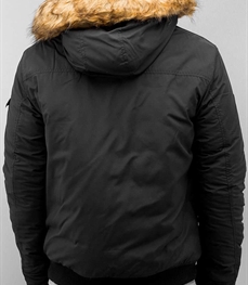 市场上装-棉衣/羽绒服-时尚男装棉服