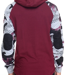 市场上装-T恤-时尚男装T恤