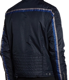 市场上装-夹克-时尚男装夹克