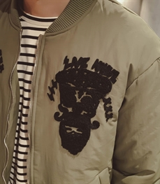 市场上装-夹克-时尚男装夹克