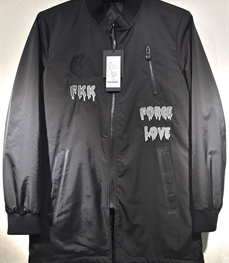 市场上装-中长外套-时尚男装中长外套