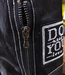 市场上装-皮衣-时尚男装皮衣