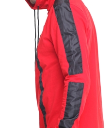 市场上装-T恤-时尚男装T恤