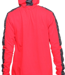 市场上装-T恤-时尚男装T恤