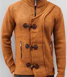 市场上装-毛衫-时尚男装毛衫
