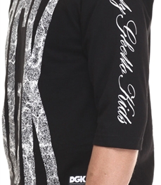 市场上装-T恤-时尚男装T恤