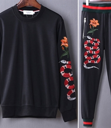 市场上装-套装-休闲男装套装