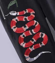 市场上装-套装-休闲男装套装