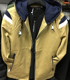 市场上装-夹克-（实拍）时尚男装夹克