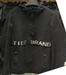 市场上装-夹克-（实拍）时尚男装夹克