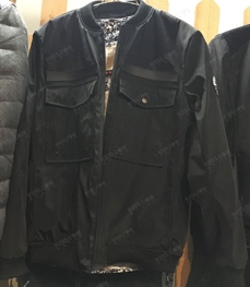 市场上装-夹克-（实拍）时尚男装夹克
