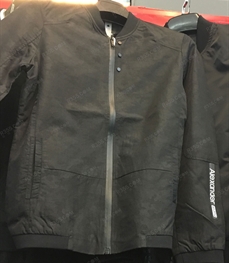 市场上装-夹克-（实拍）时尚男装夹克