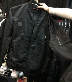 市场上装-夹克-（实拍）时尚男装夹克