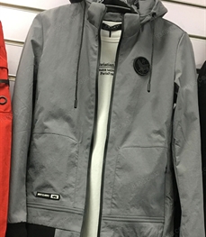 市场上装-夹克-（实拍）时尚男装夹克