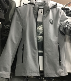 市场上装-夹克-（实拍）时尚男装夹克