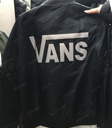 市场上装-夹克-（实拍）时尚男装夹克