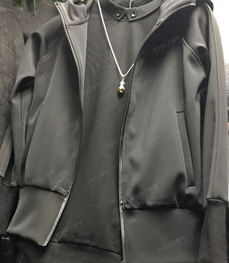 市场上装-夹克-（实拍）时尚男装夹克