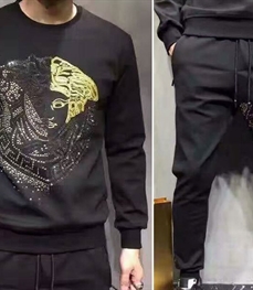 市场上装-套装-休闲男装套装