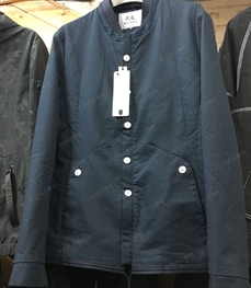 市场上装-夹克-（实拍）时尚男装夹克