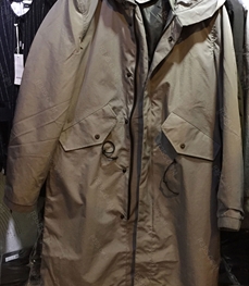 市场上装-中长外套-（实拍）时尚男装中长外套