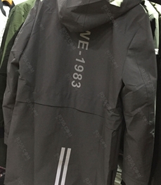 市场上装-中长外套-（实拍）时尚男装中长外套