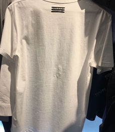 市场上装-T恤-（实拍）时尚男装t恤