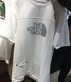 市场上装-T恤-（实拍）时尚男装t恤