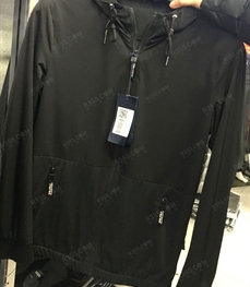 市场上装-夹克-（实拍）时尚男装夹克