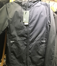 市场上装-夹克-（实拍）时尚男装夹克