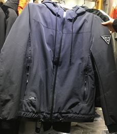 市场上装-夹克-（实拍）时尚男装夹克