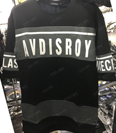 市场上装-T恤-（实拍）时尚男装t恤