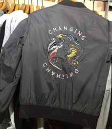 市场上装-夹克-（实拍）时尚男装夹克