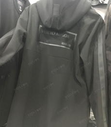 市场上装-中长外套-（实拍）时尚男装中长外套