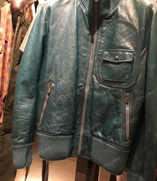 市场上装-皮衣-时尚皮衣【北京】