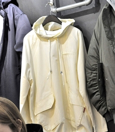 市场上装-中长外套-（实拍）休闲男装中长外套