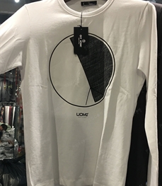 市场上装-T恤-（实拍）时尚男装t恤