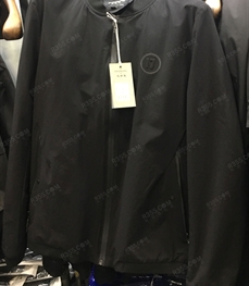 市场上装-夹克-（实拍）时尚男装夹克