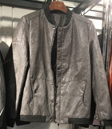 市场上装-夹克-（实拍）时尚男装夹克