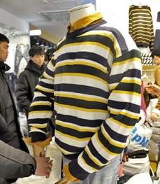 市场上装-毛衫-（实拍）休闲男装毛衫