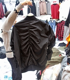 市场上装-夹克-（实拍）休闲男装夹克