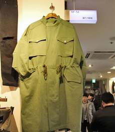 市场上装-中长外套-（实拍）休闲男装中长外套