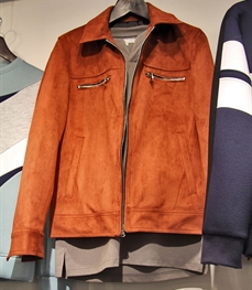 市场上装-皮衣-（实拍）休闲男装皮衣