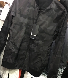 市场上装-夹克-（实拍）时尚男装夹克