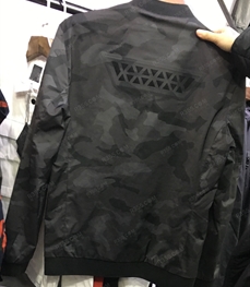 市场上装-夹克-（实拍）时尚男装夹克