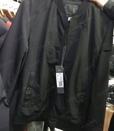 市场上装-夹克-（实拍）时尚男装夹克