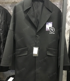 市场上装-中长外套-（实拍）时尚男装中长外套