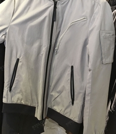 市场上装-夹克-（实拍）时尚男装夹克