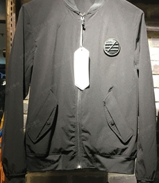 市场上装-夹克-（实拍）时尚男装夹克